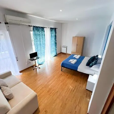 Virgy Green House Apartment